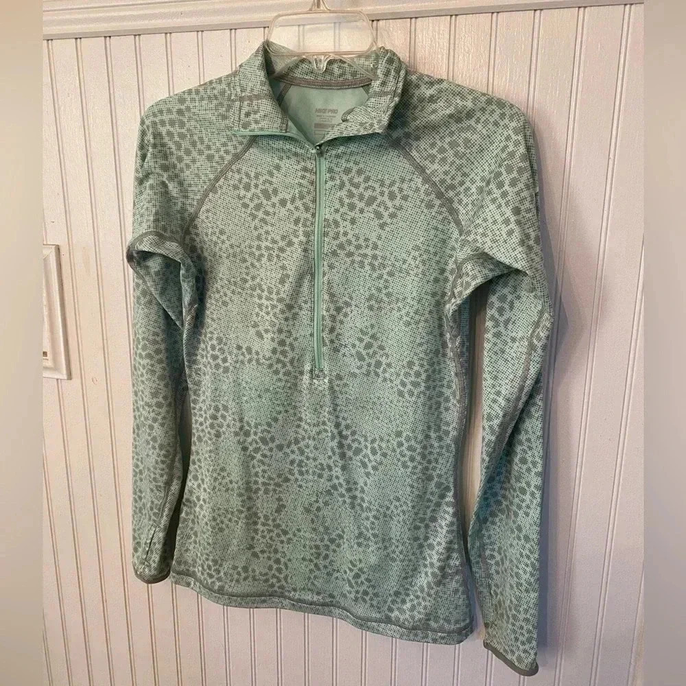 Nike Pro Base Layer Quarter Zip Running top Size Small